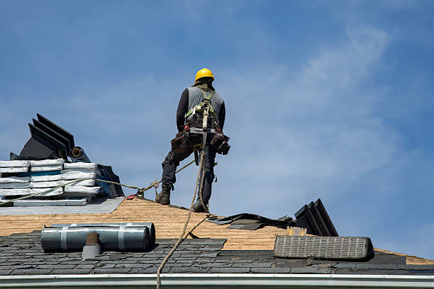 Professional Roof Installation technician working in Steptoe, WA
